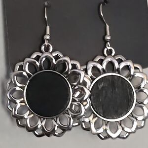 Chic Black and Silver Petal Earrings